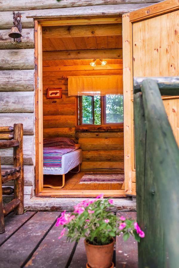 Soomaa Puhkekuela Hotel Riisa Buitenkant foto