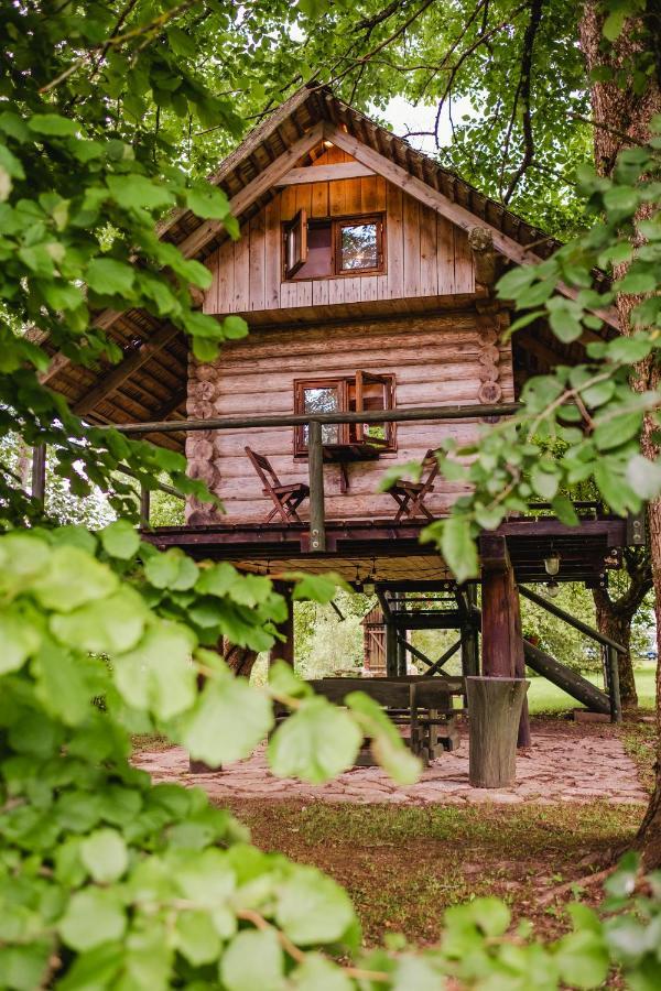 Soomaa Puhkekuela Hotel Riisa Buitenkant foto