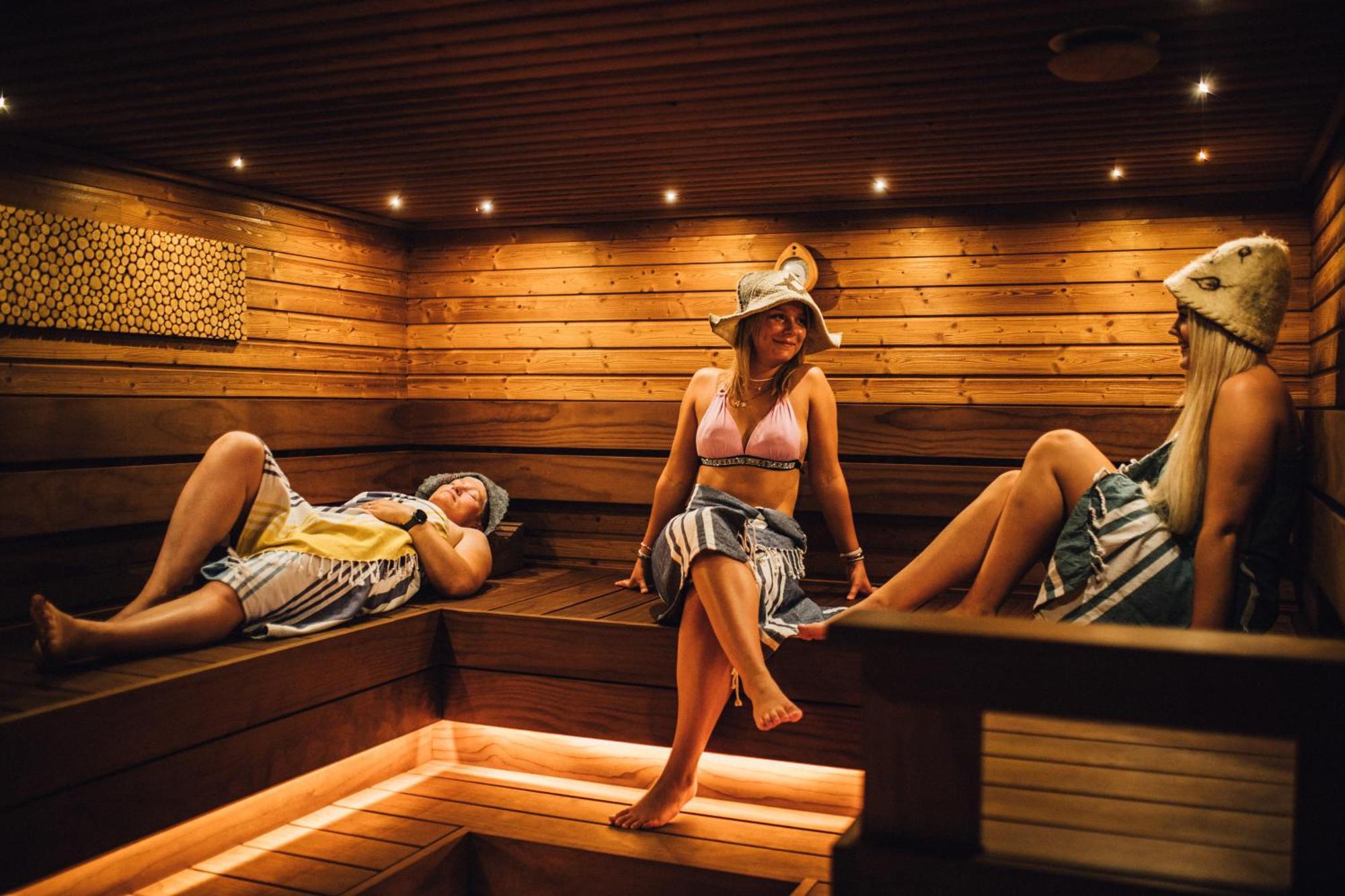 Soomaa Puhkekuela Hotel Riisa Buitenkant foto